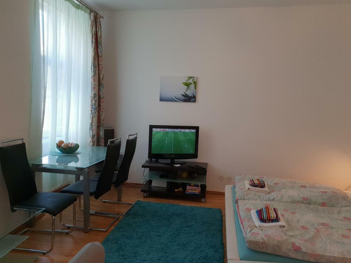 Nina Apartment Vienna Exterior photo